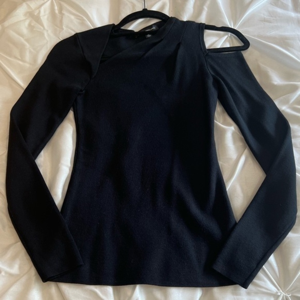 I.N.C INTERNATIONAL BLACK TOP SIZE XS